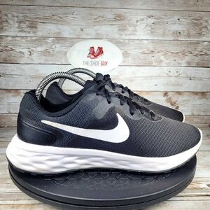 Nike Revolution 6 Women Size 9 Black/Baltic Running Shoes